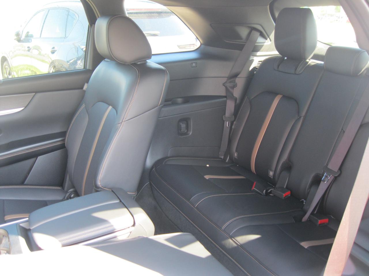 2026 Mazda CX-90 MHEV Signature 4dr i-ACTIV All-Wheel Drive Sport Utility Photo