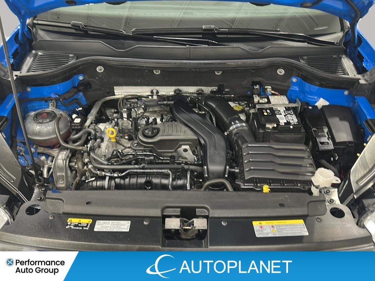 2024 Volkswagen Taos Comfortline, Back Up Cam, Heated Seats! Photo