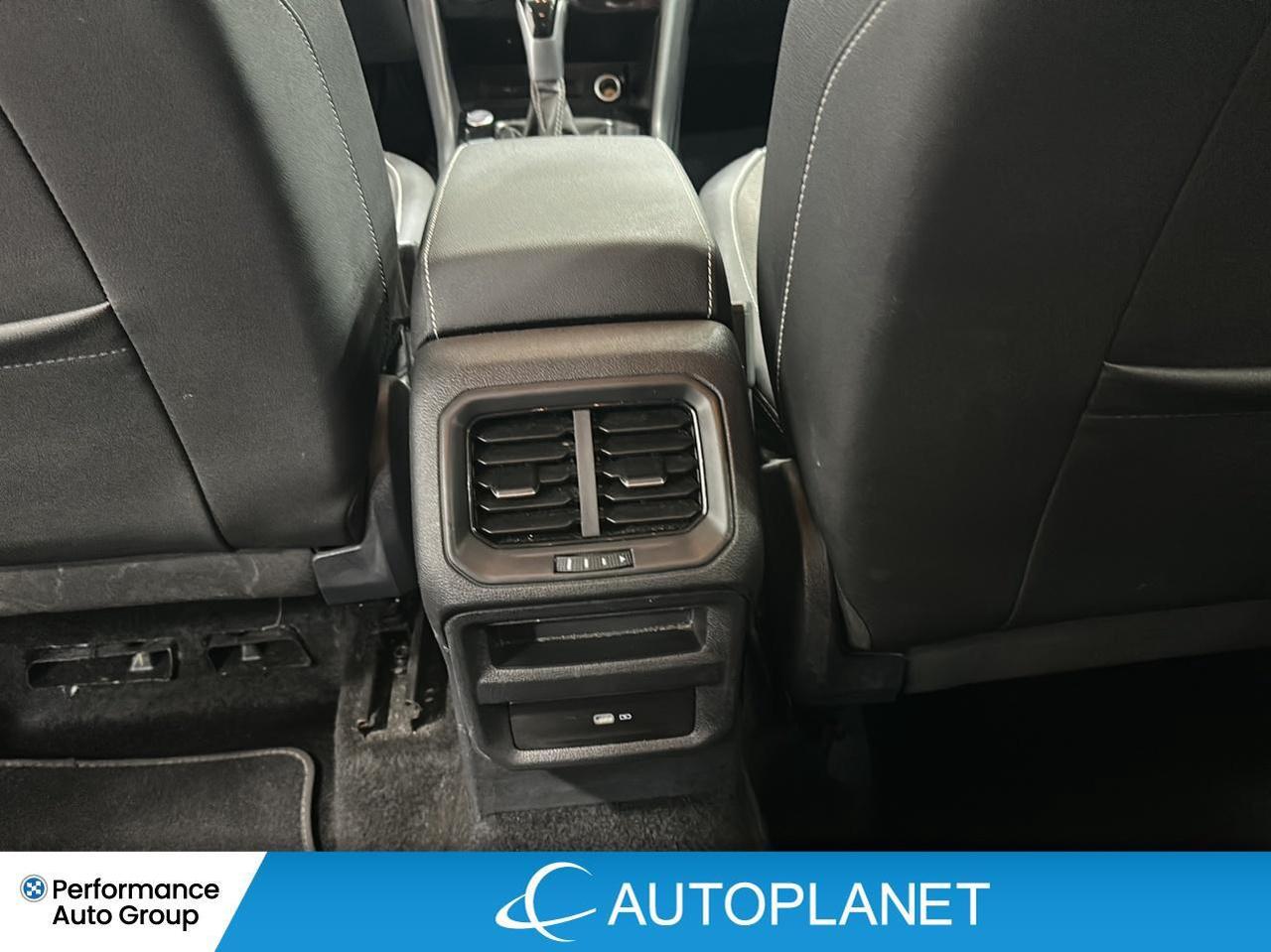 2024 Volkswagen Taos Comfortline, Back Up Cam, Heated Seats! Photo