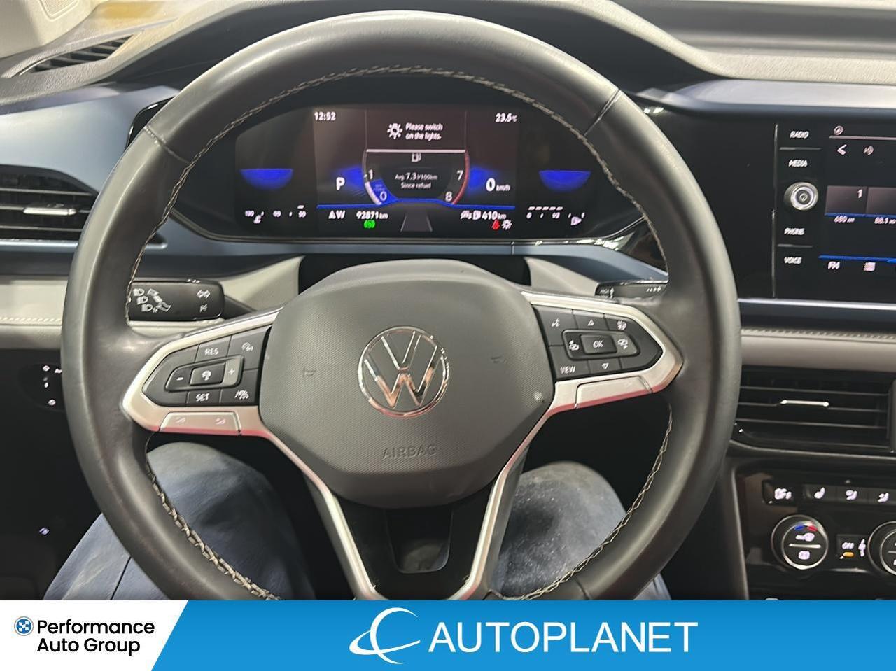 2024 Volkswagen Taos Comfortline, Back Up Cam, Heated Seats! Photo