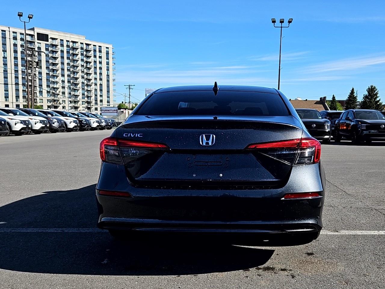 2022 Honda Civic Sedan LX CVT Sedan Photo