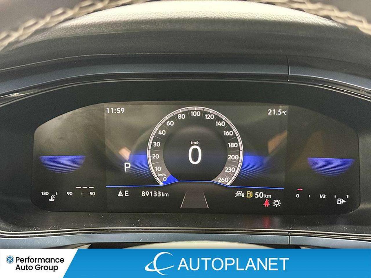 2024 Volkswagen Taos Comfortline, Back Up Cam, Android Auto! Photo