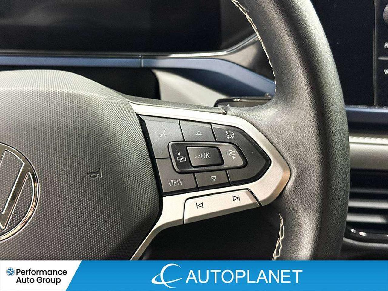 2024 Volkswagen Taos Comfortline, Back Up Cam, Android Auto! Photo