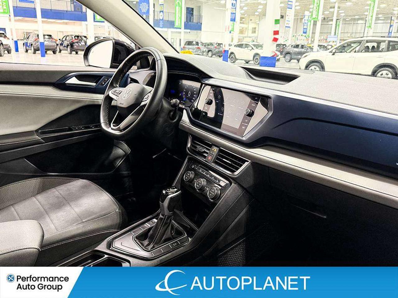 2024 Volkswagen Taos Comfortline, Back Up Cam, Android Auto! Photo