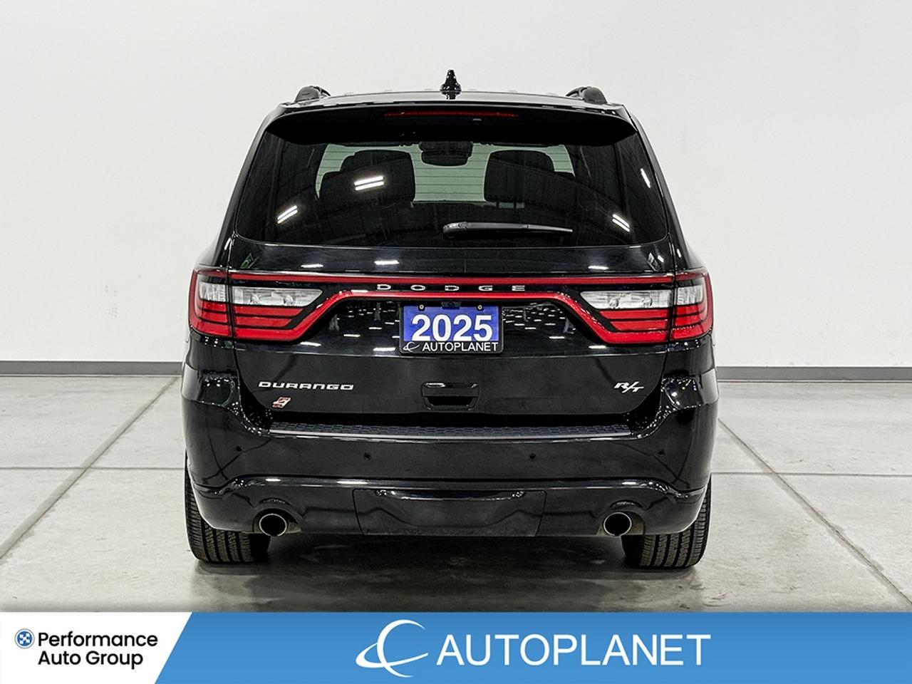 2025 Dodge Durango R/T AWD, HEMI, 7-Seater, Navi, Sunroof! Photo