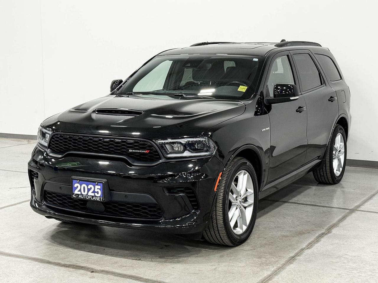 2025 Dodge Durango R/T AWD, HEMI, 7-Seater, Navi, Sunroof! Photo