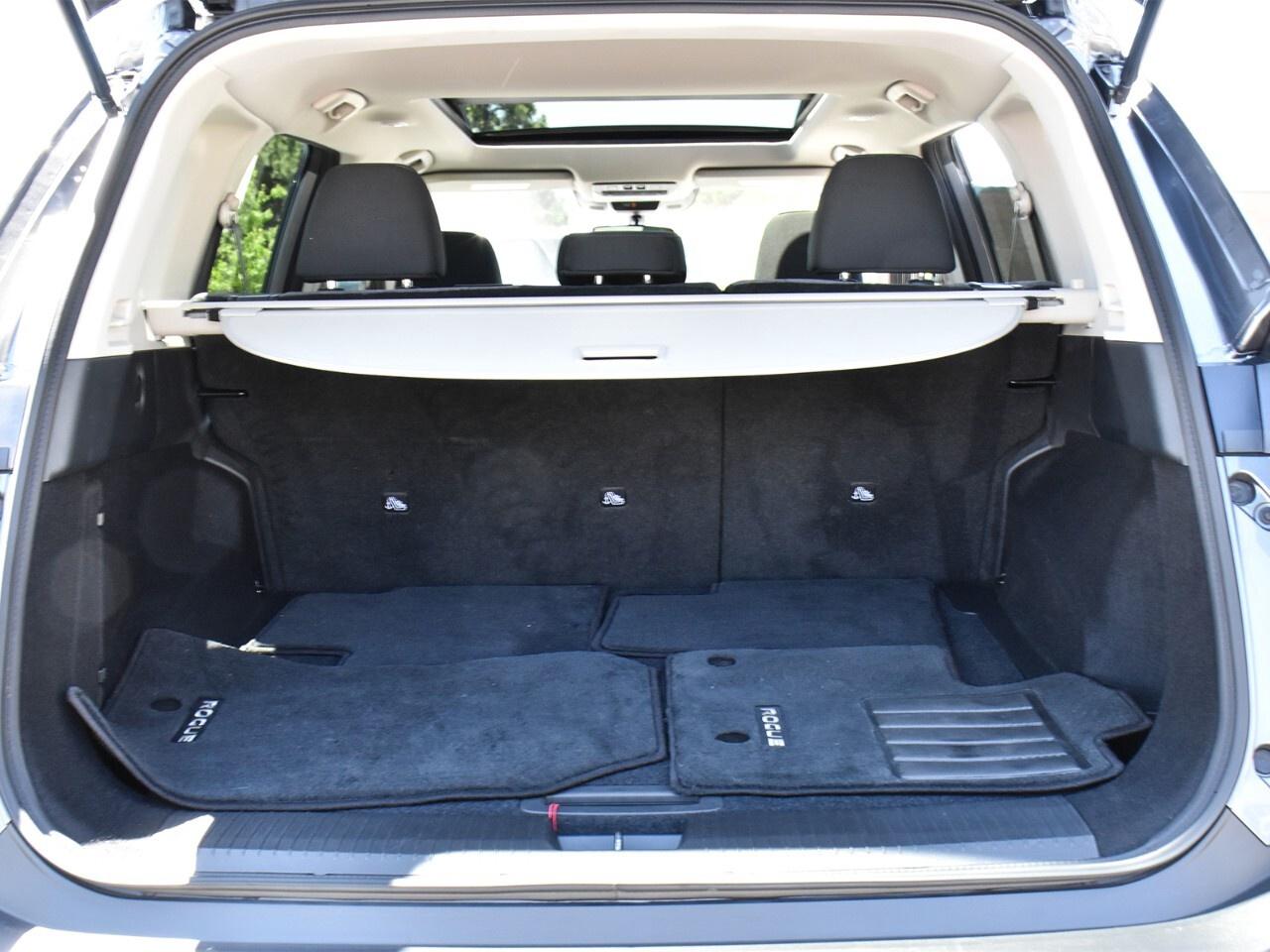 2021 Nissan Rogue SV FWD, APPLE CARPLAY, REMOTE START Photo
