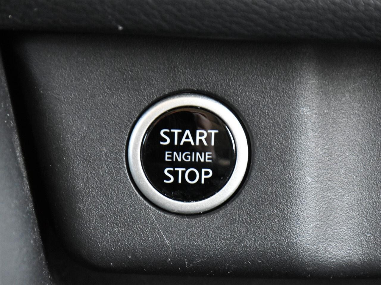 2021 Nissan Rogue SV FWD, APPLE CARPLAY, REMOTE START Photo