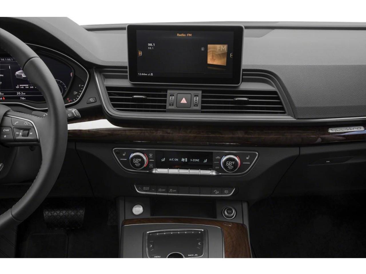 2018 Audi Q5 2.0T Progressiv 4dr All-wheel Drive quattro Sport Utility Photo