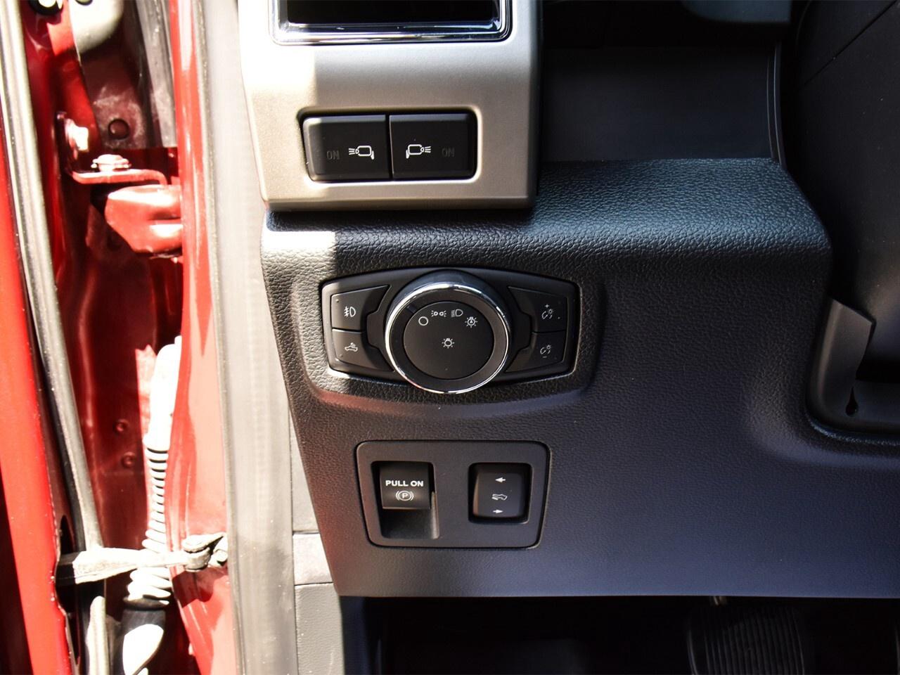 2019 Ford F-150 LARIAT,  WELL APPOINTED, PANO ROOF, B/O AUDIO Photo