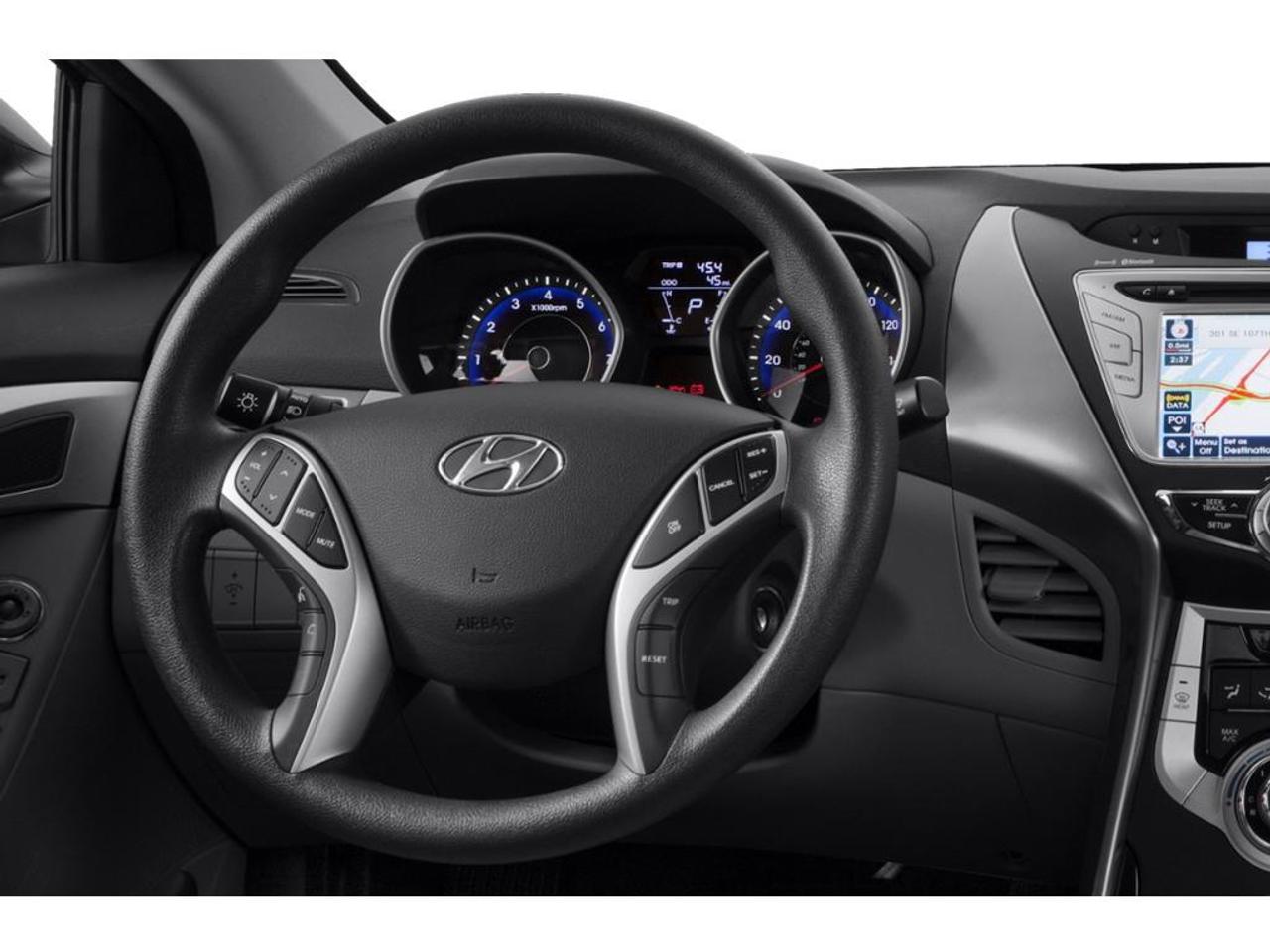 2013 Hyundai Elantra GL (A6) 4dr Sedan Photo