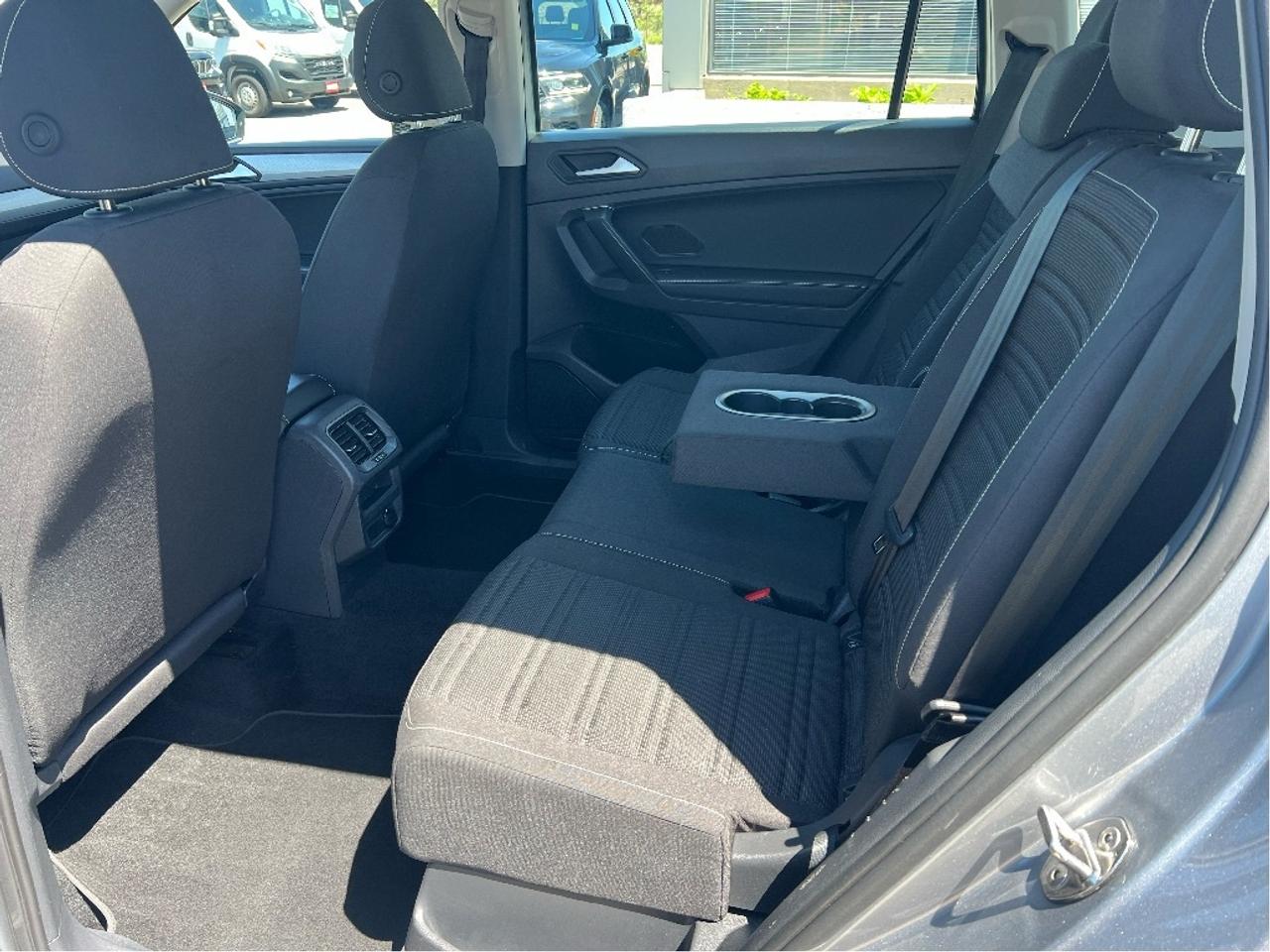 2024 Volkswagen Tiguan Trendline AWD *HEATED SEATS *BKP CAM *BLUETOOTH Photo