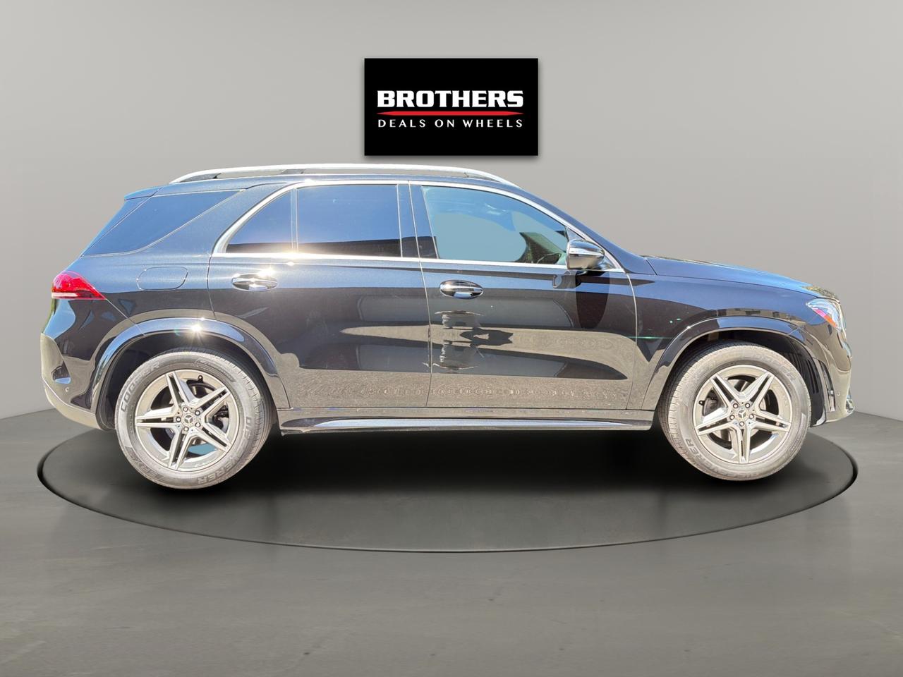 2022 Mercedes-Benz GLE-Class GLE 350 4MATIC One Owner No Accidents Photo