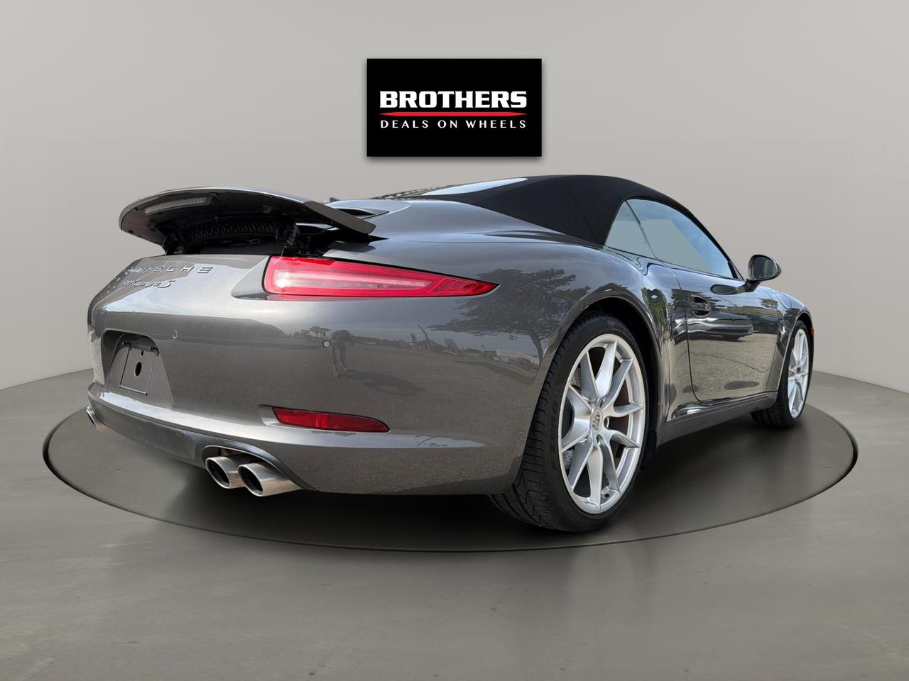 2013 Porsche 911 Cabriolet Carrera S No Accidents Photo