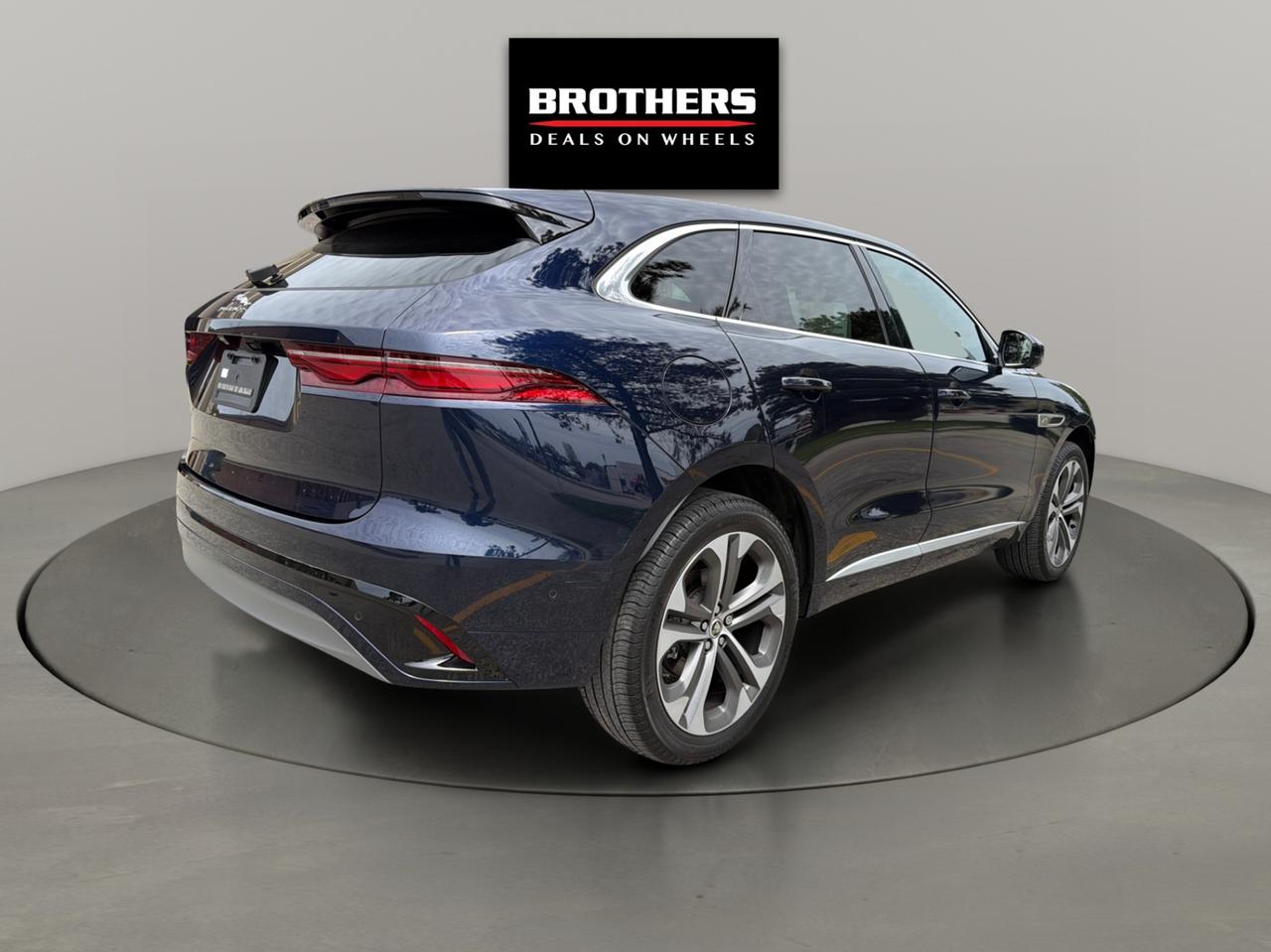 2024 Jaguar F-PACE R-Dynamic S P250 Auto Photo
