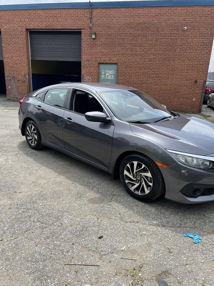 2018 Honda Civic Sedan SE BACKUP CAMERA PUSH START BUTTON ALLOYS AUTO AC Photo