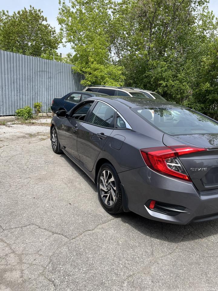 2018 Honda Civic Sedan SE BACKUP CAMERA PUSH START BUTTON ALLOYS AUTO AC Photo
