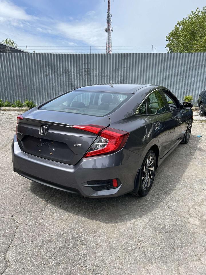 2018 Honda Civic SE BACKUP CAMERA PUSH START BUTTON ALLOYS AUTO AC Photo