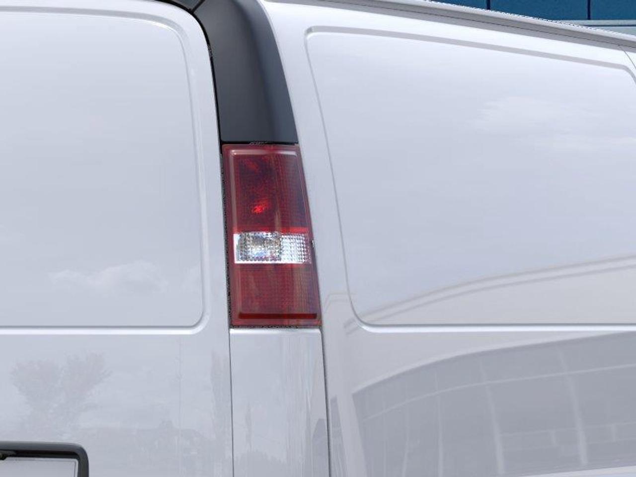 2026 Chevrolet Express 2500 Work Van Rear-Wheel Drive Extended Cargo Van Photo