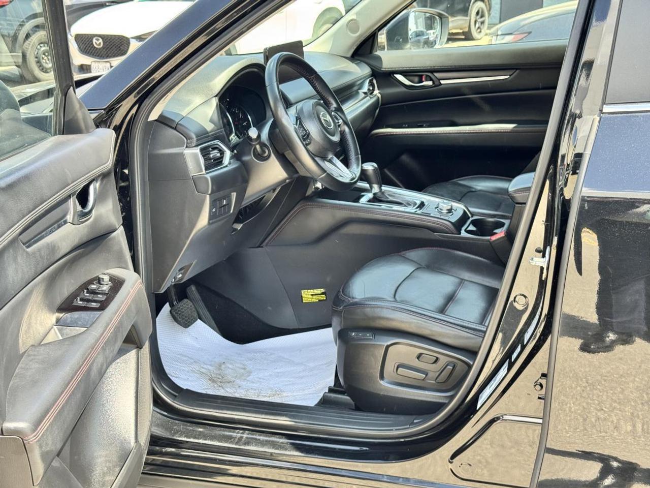 2022 Mazda CX-5 Kuro Edition AWD Photo