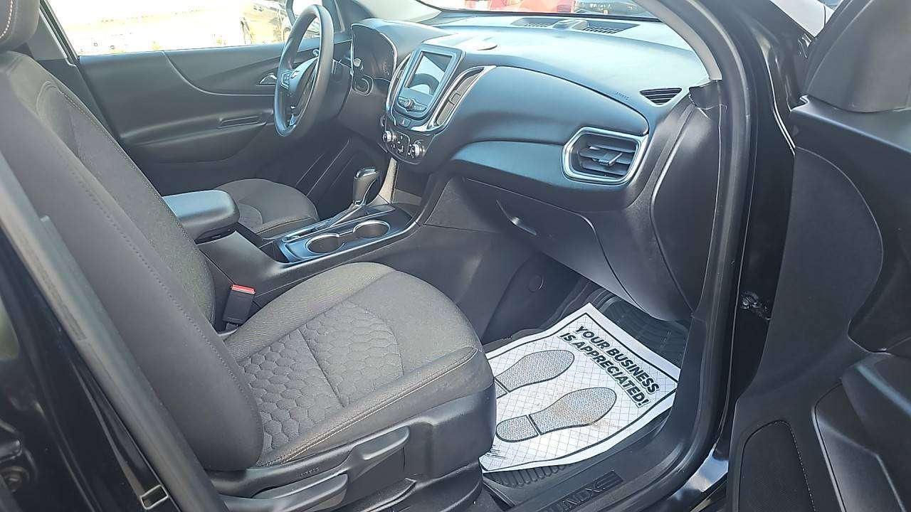 2019 Chevrolet Equinox LT Photo
