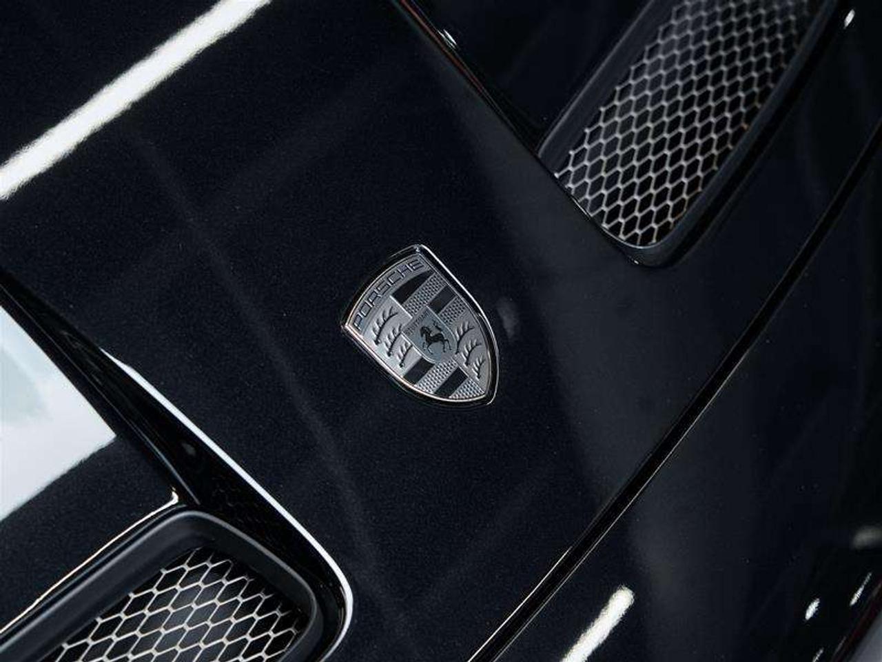 2023 Porsche 911 GT3 Touring Pkg Photo