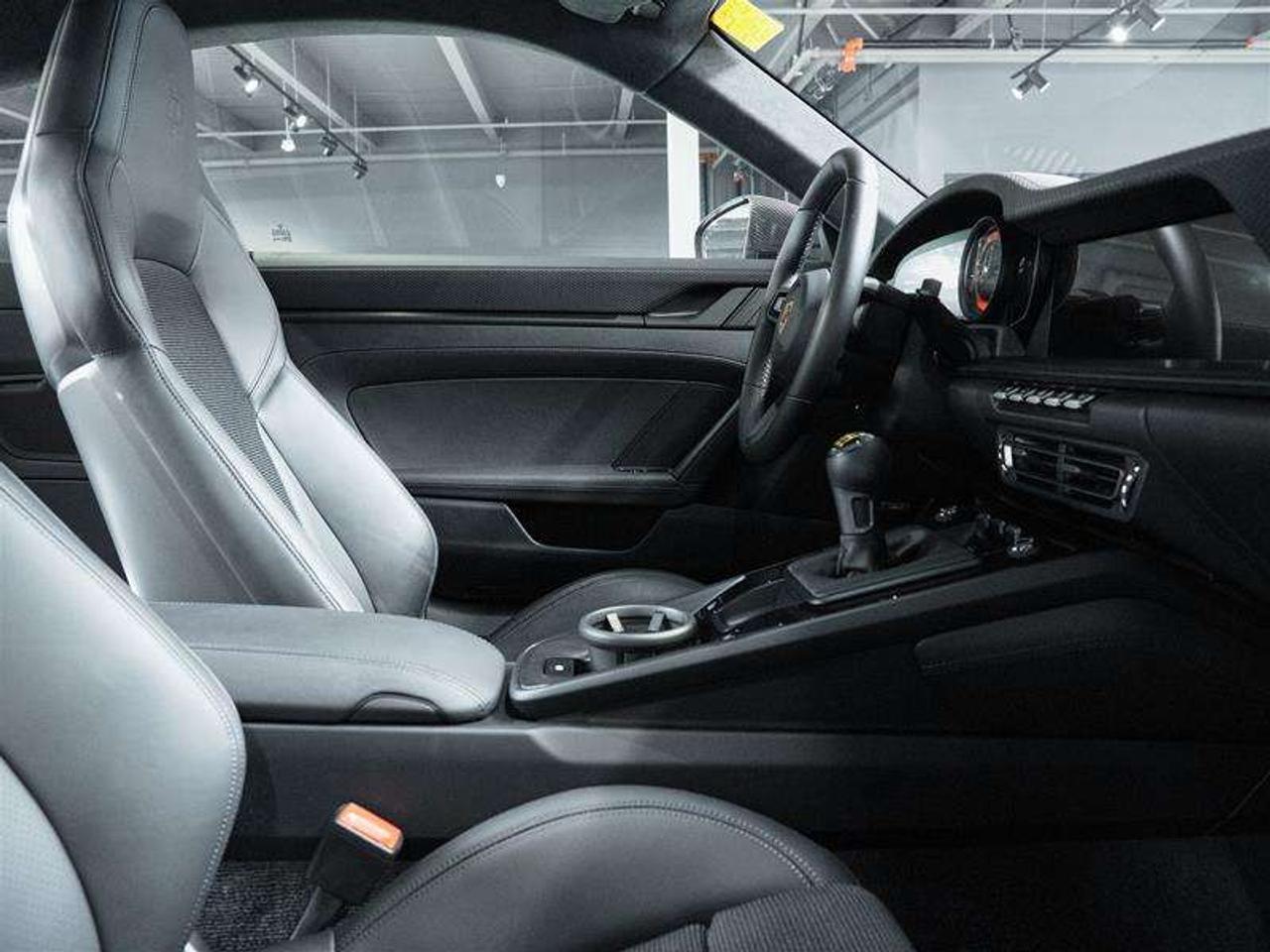 2023 Porsche 911 GT3 Touring Pkg Photo