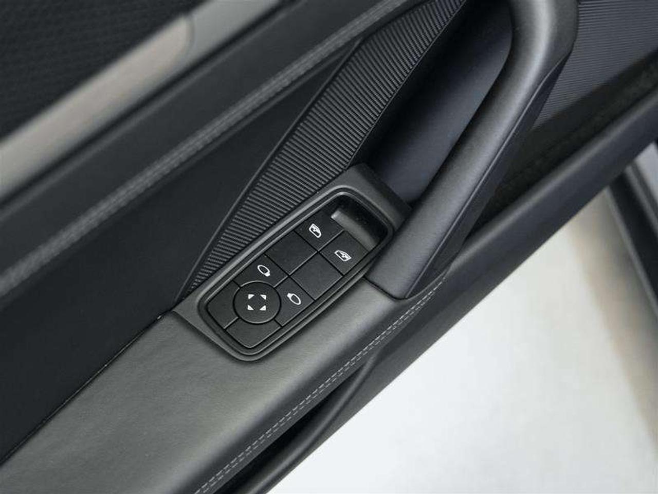 2023 Porsche 911 GT3 Touring Pkg Photo