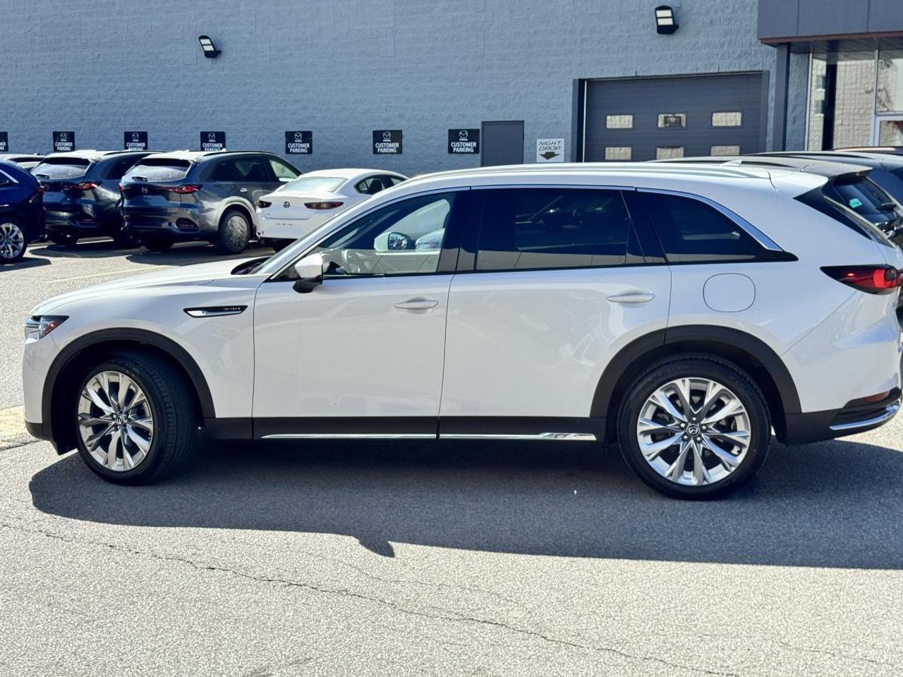 2025 Mazda CX-90 MHEV GT-P/ EXTENDED WARRANTY/ 3.95% RATE/ ONLY 26K/ CPO Photo
