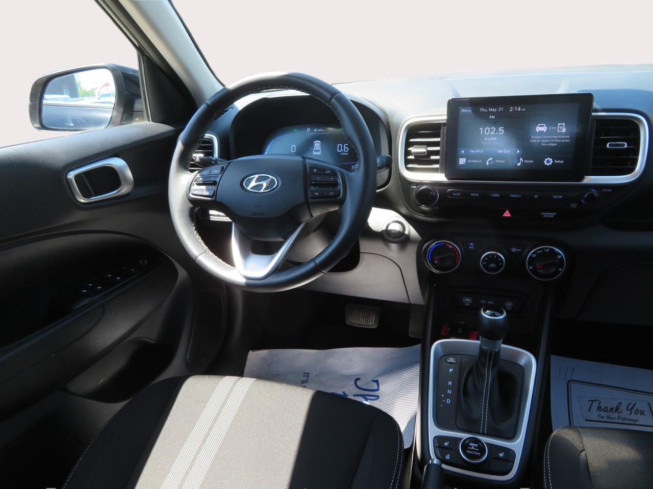 2024 Hyundai Venue Preferred IVT Photo