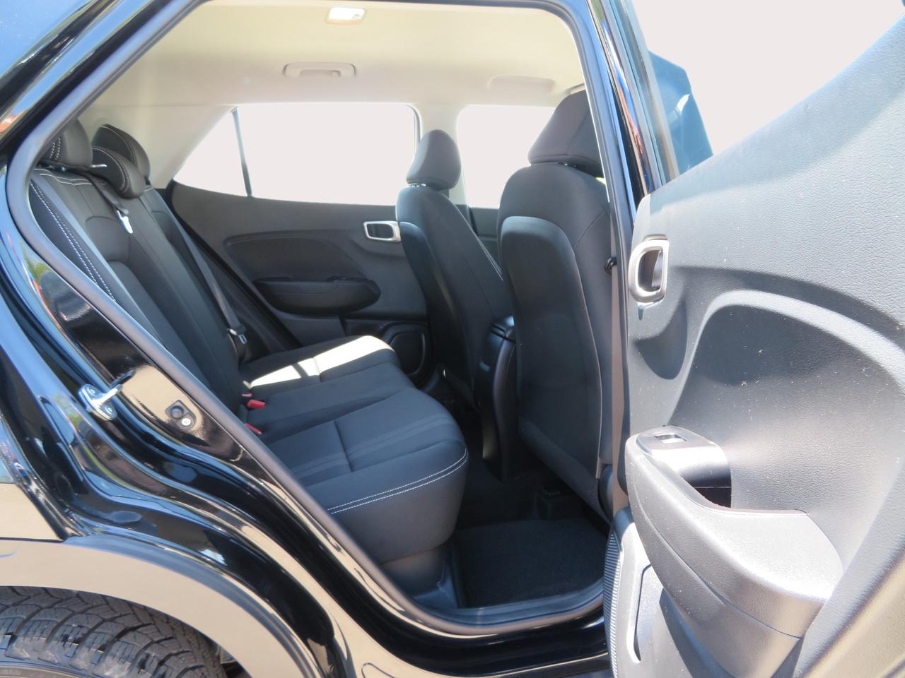 2024 Hyundai Venue Preferred IVT Photo