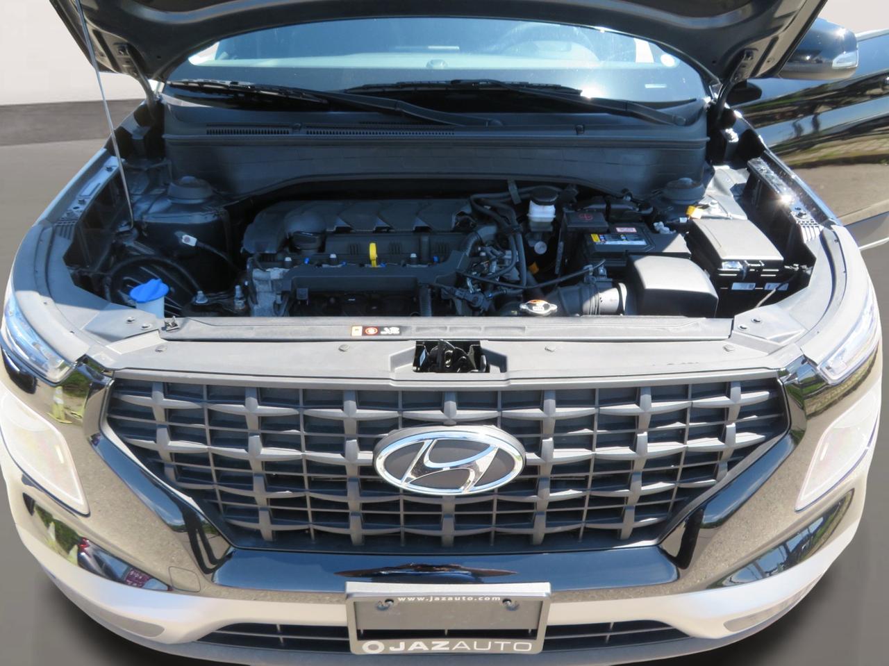 2024 Hyundai Venue Preferred IVT Photo
