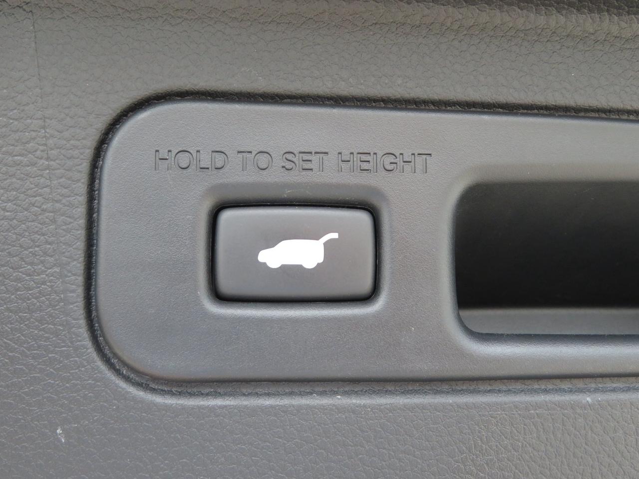 2023 Honda Pilot Touring AWD Photo