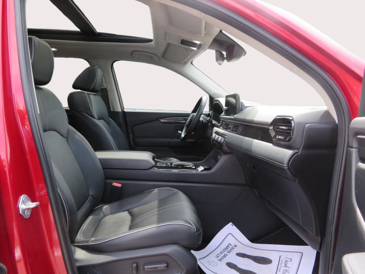 2023 Honda Pilot Touring AWD Photo