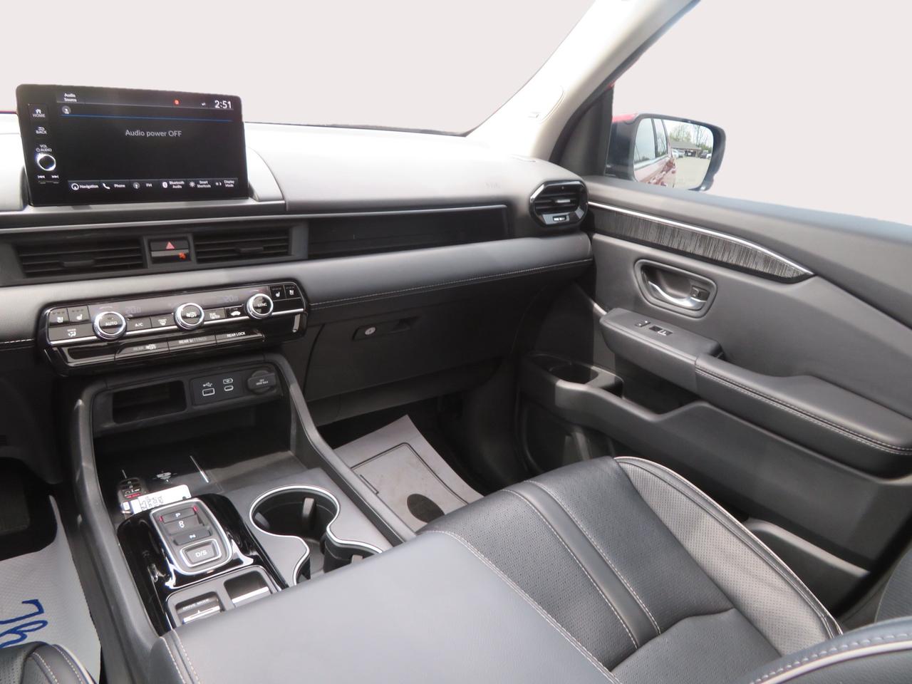 2023 Honda Pilot Touring AWD Photo