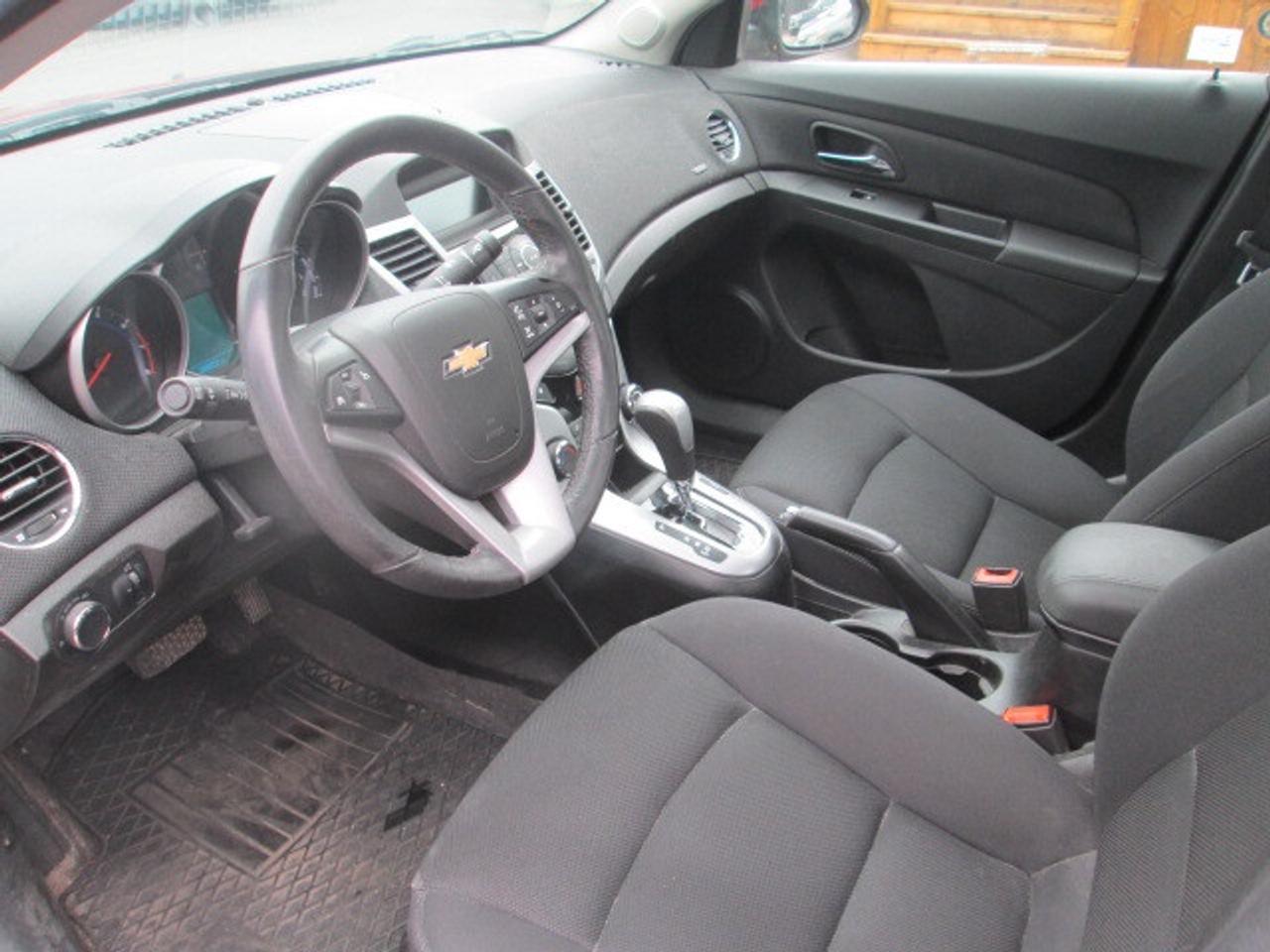 2012 Chevrolet Cruze 4dr Sdn LT Turbo+ w-1SB, Sunroof, Power Seat Photo