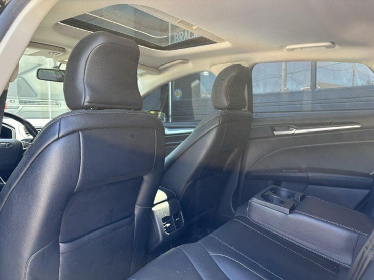 2018 Ford Fusion Titanium AWD, ONE OWNER, STRONG SERVICE HISTORY!! Photo