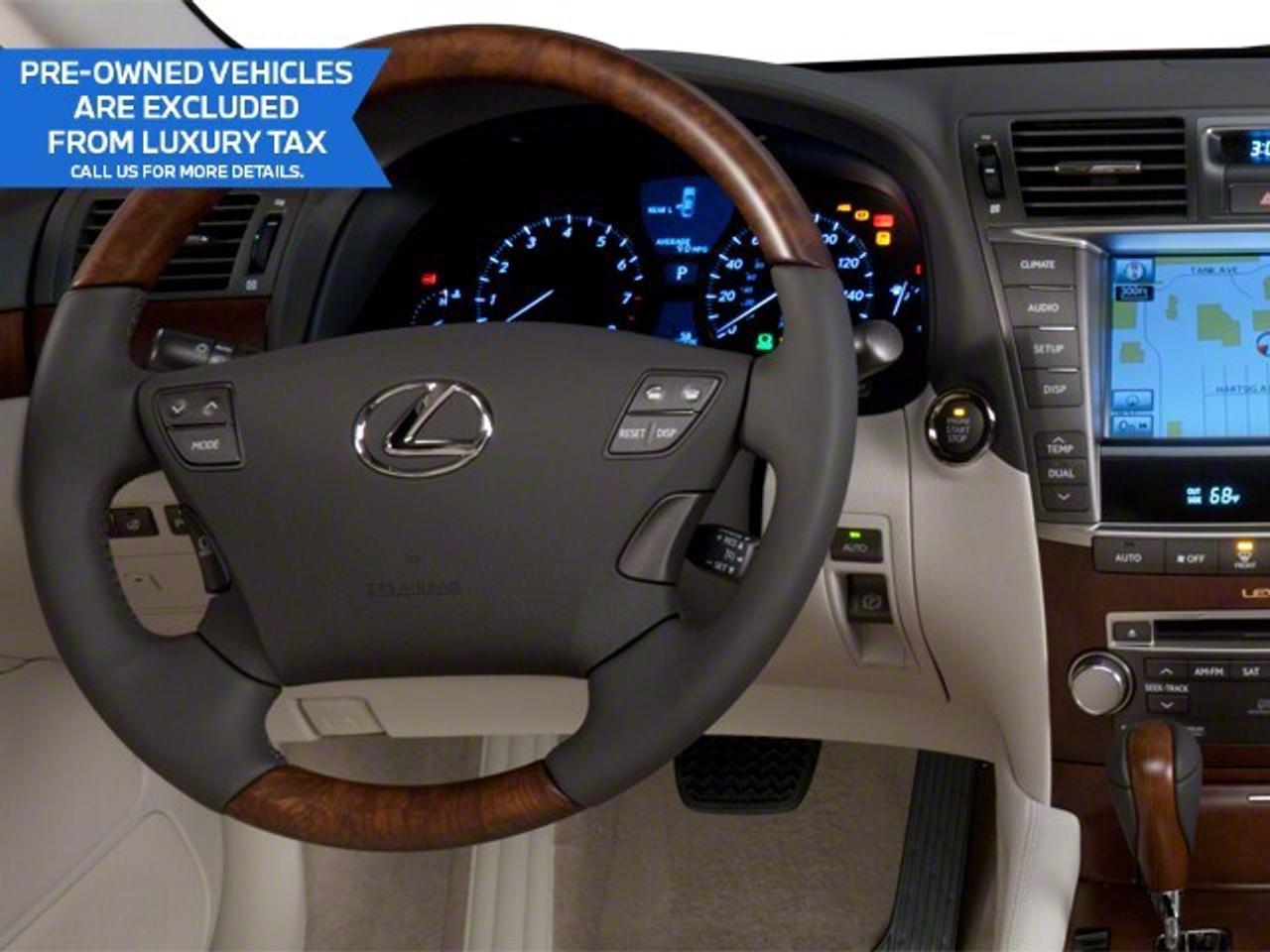 2010 Lexus LS 460 4dr Sdn AWD SWB Photo3