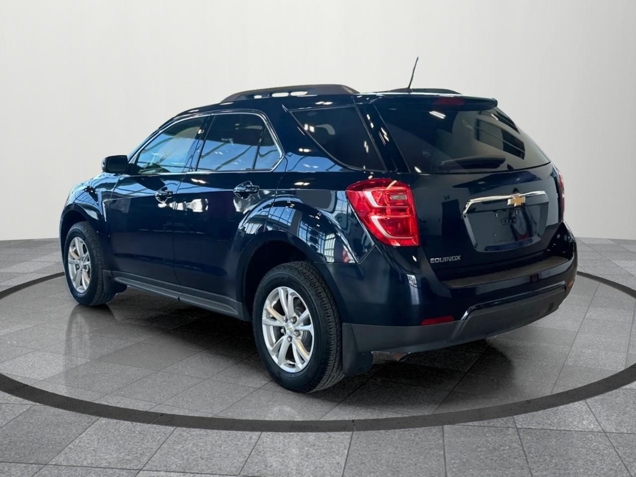2017 Chevrolet Equinox LT w/1LT Front-Wheel Drive Photo