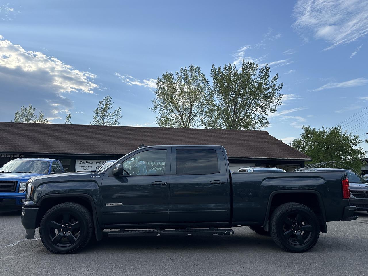 2018 GMC Sierra 1500 ELEVATION Photo