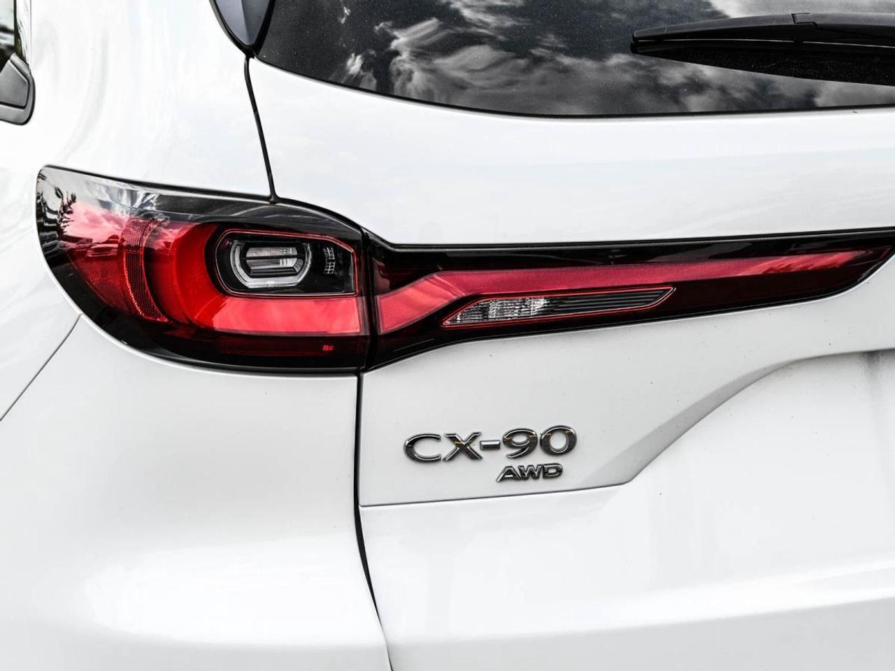 2024 Mazda CX-90 MHEV GT-P   LOW KMS, Hybrid, 1owner Photo