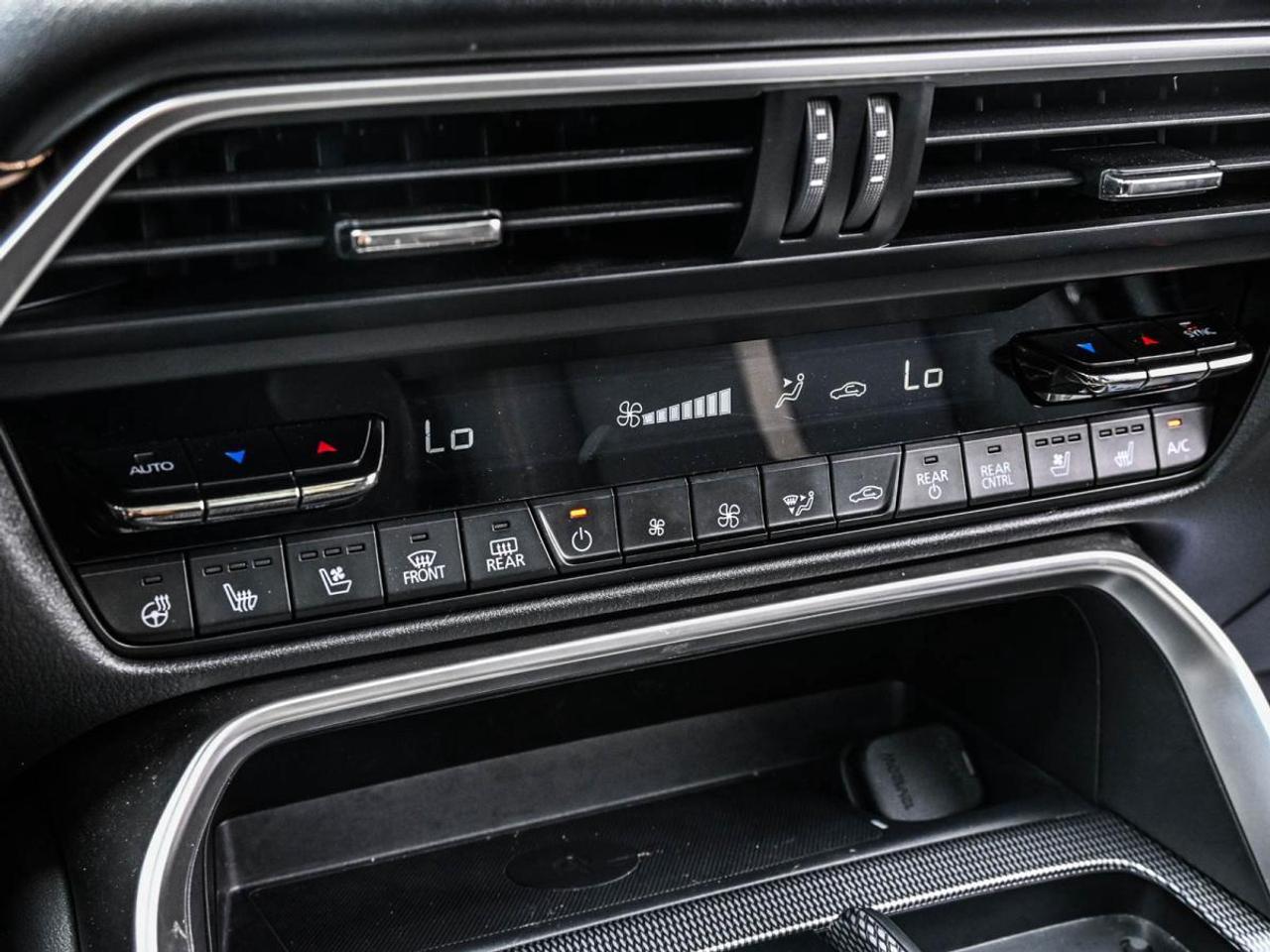 2024 Mazda CX-90 MHEV GT-P   LOW KMS, Hybrid, 1owner Photo
