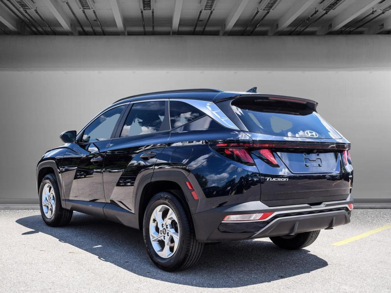 2023 Hyundai Tucson Preferred AWD   CPO RATES, No Accidents Photo