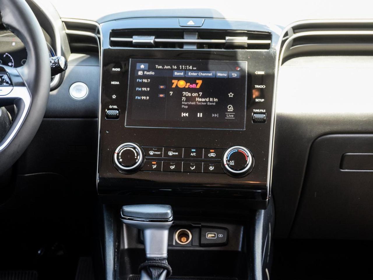 2023 Hyundai Tucson Preferred AWD   CPO RATES, No Accidents Photo