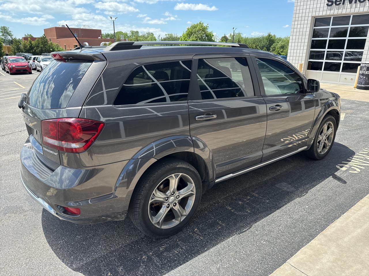 2017 Dodge Journey Crossroad Photo