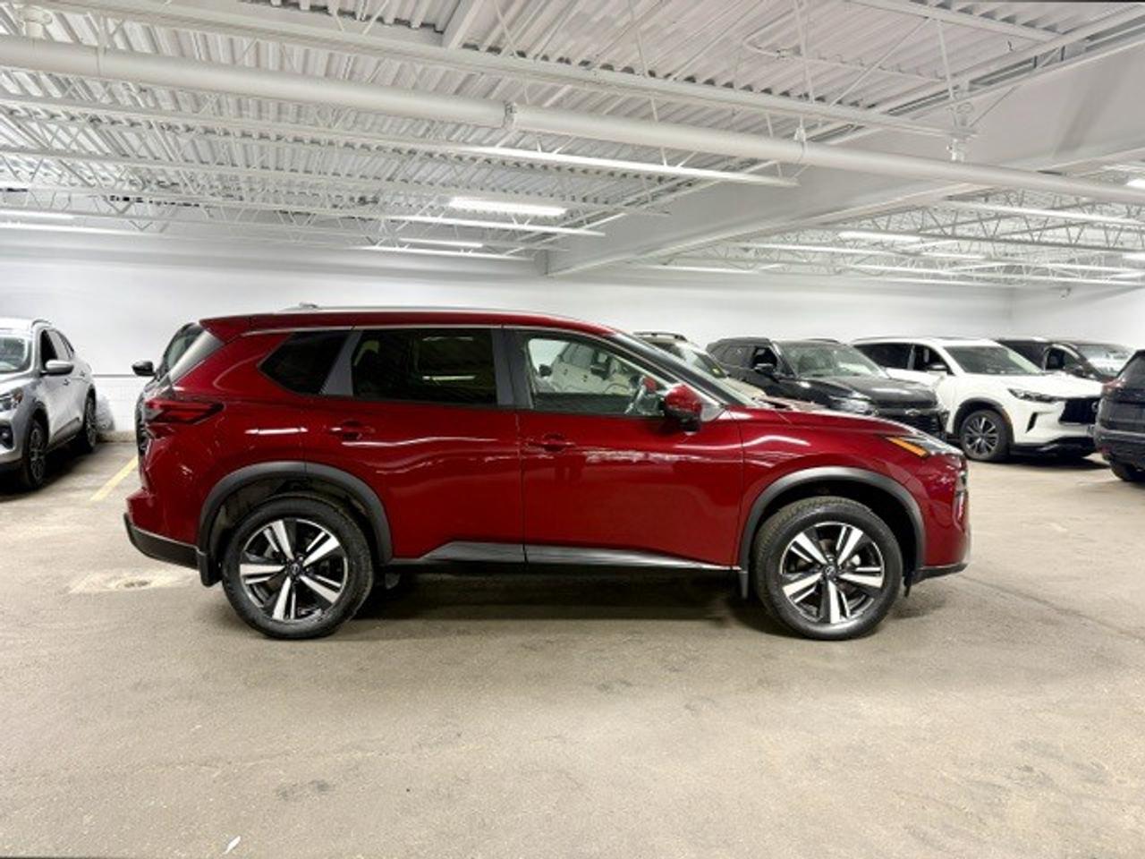 2024 Nissan Rogue SV PREMIUM, AWD, PRO-PILOT, MOONROOF, LEATHERETTE Photo