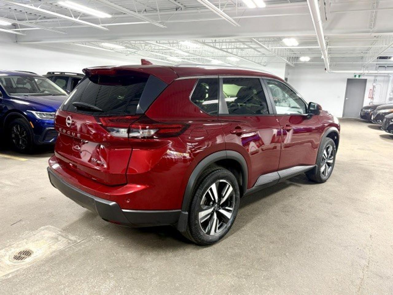 2024 Nissan Rogue SV PREMIUM, AWD, PRO-PILOT, MOONROOF, LEATHERETTE Photo