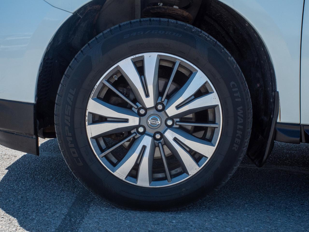 2017 Nissan Pathfinder - Adjustable Lumbar   Heated Mirrors Photo