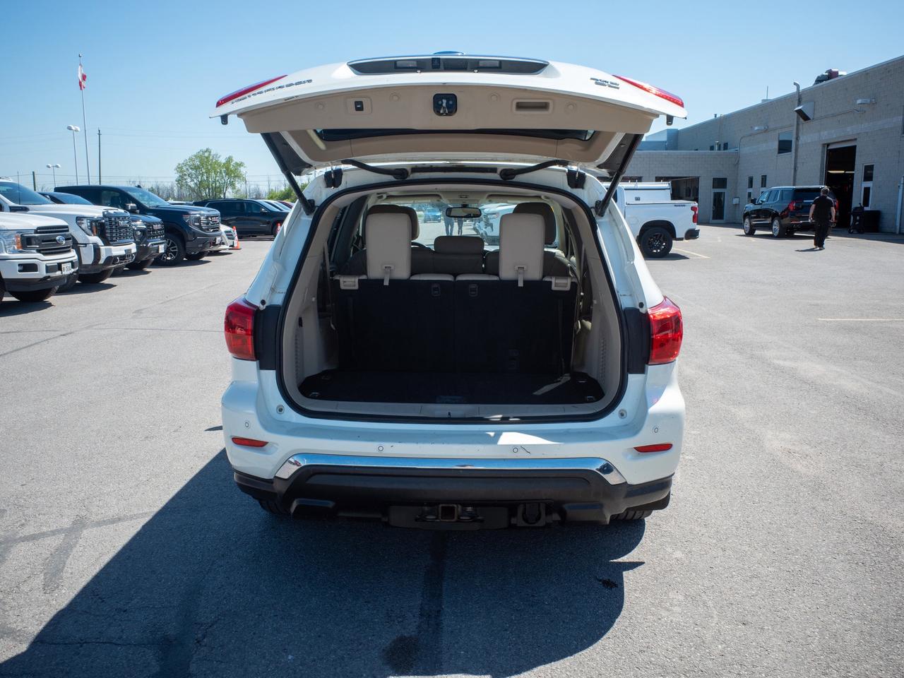 2017 Nissan Pathfinder - Adjustable Lumbar   Heated Mirrors Photo