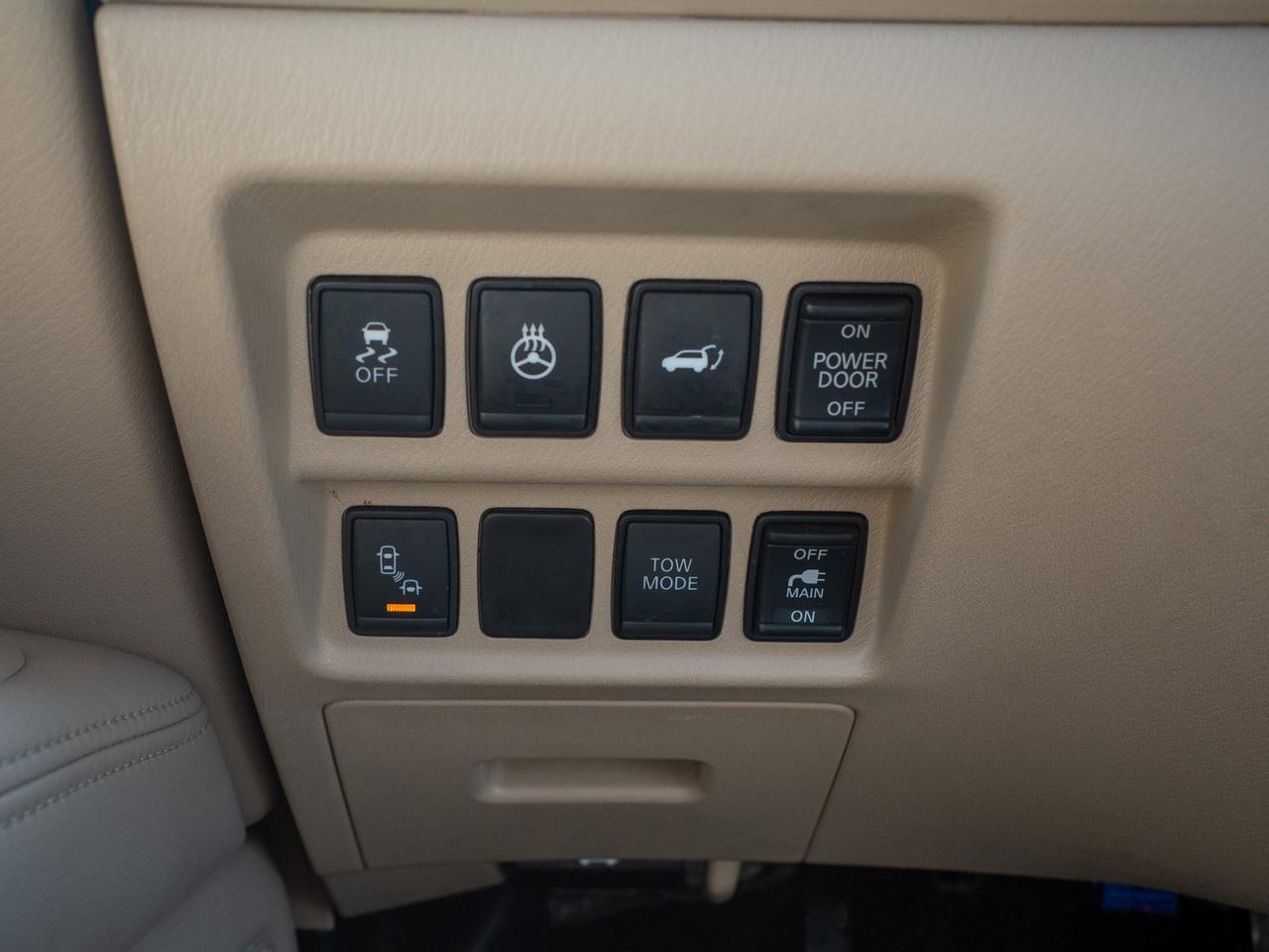 2017 Nissan Pathfinder - Adjustable Lumbar   Heated Mirrors Photo